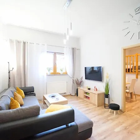 Lilly Apartamento